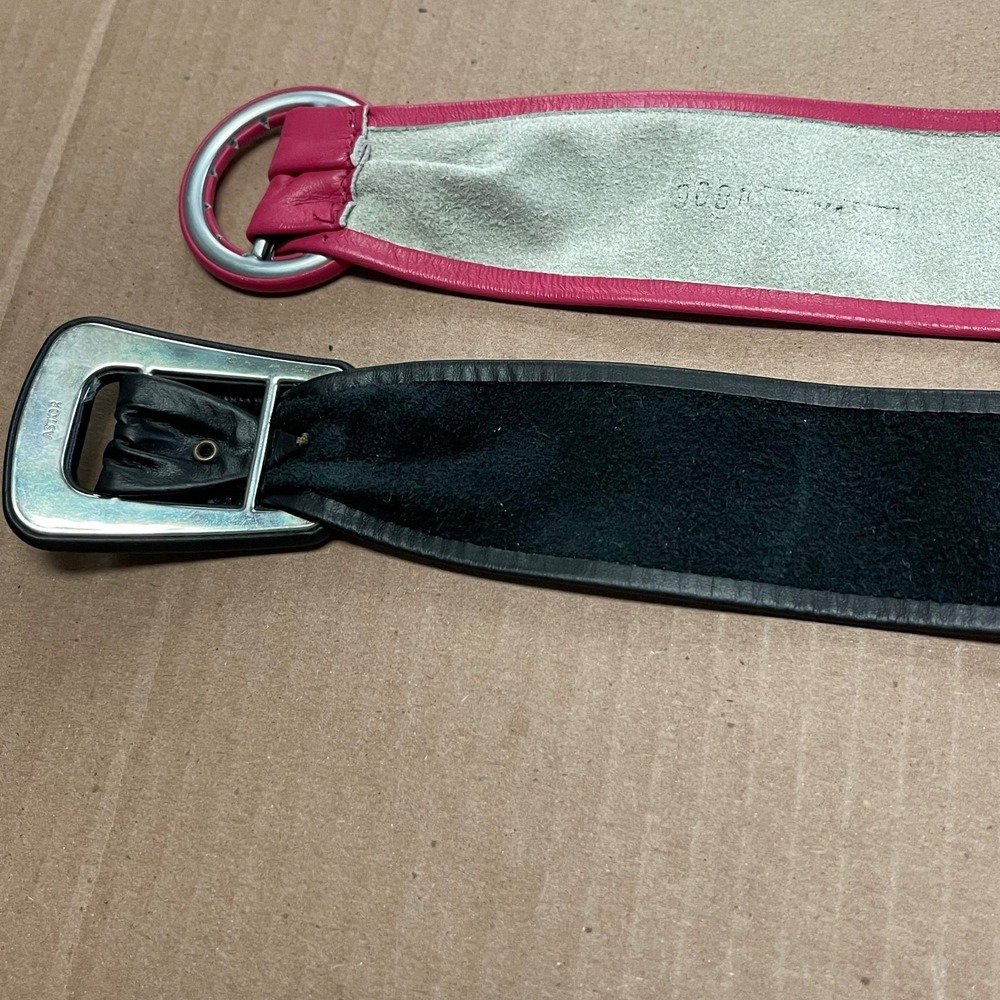 Vintage Women's Lot of 2 M/L Adjustable Leather Belts with Pull Through Buckles - Picture 6 of 6